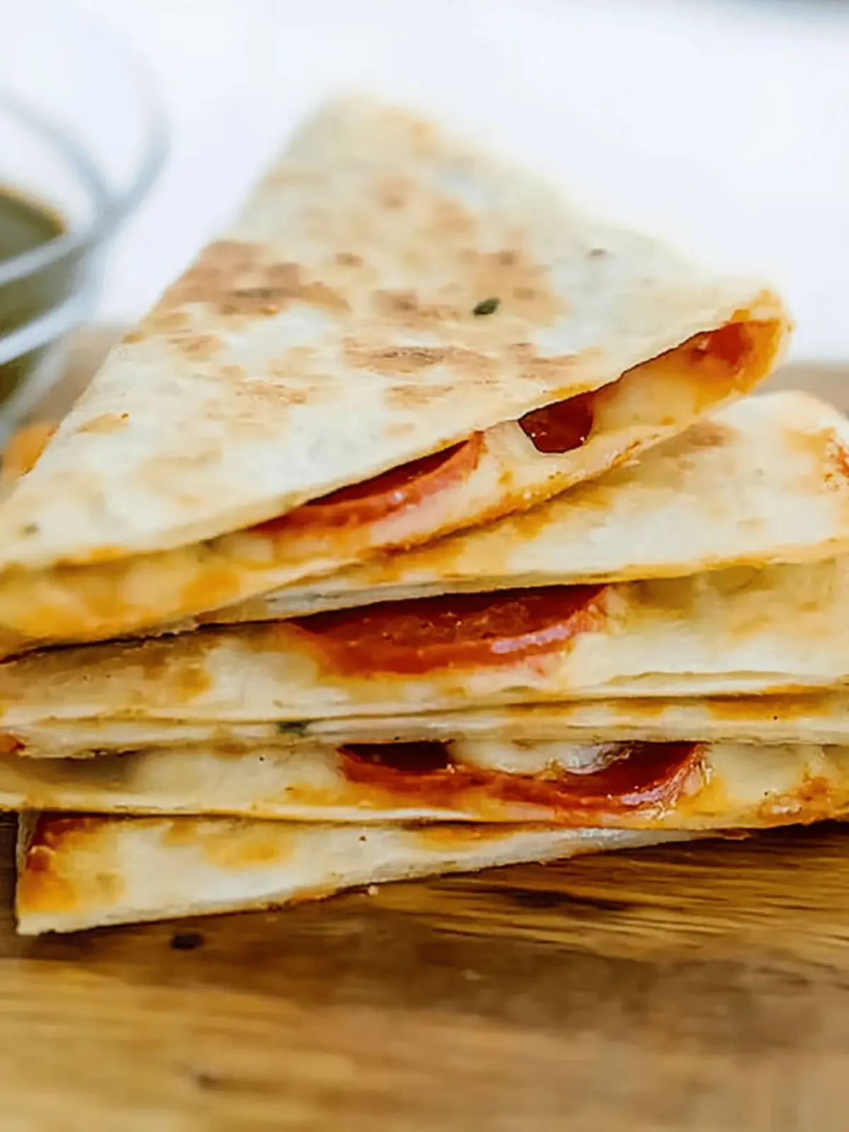 Pepperoni Pizzadillas (Easy Lunch Idea!)