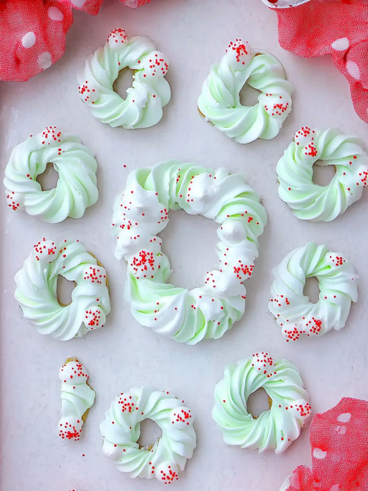 Meringue Wreath Cookies