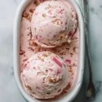 Rhubarb Crumble Ice Cream
